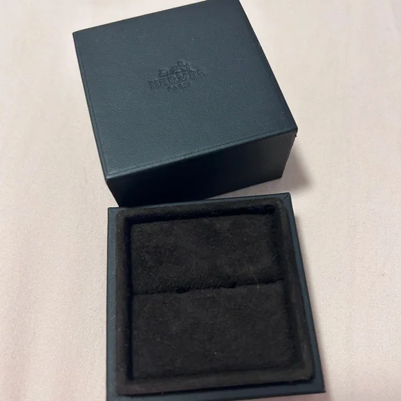 Authentic Hermes Ring Storage Box - Picture 2 of 3